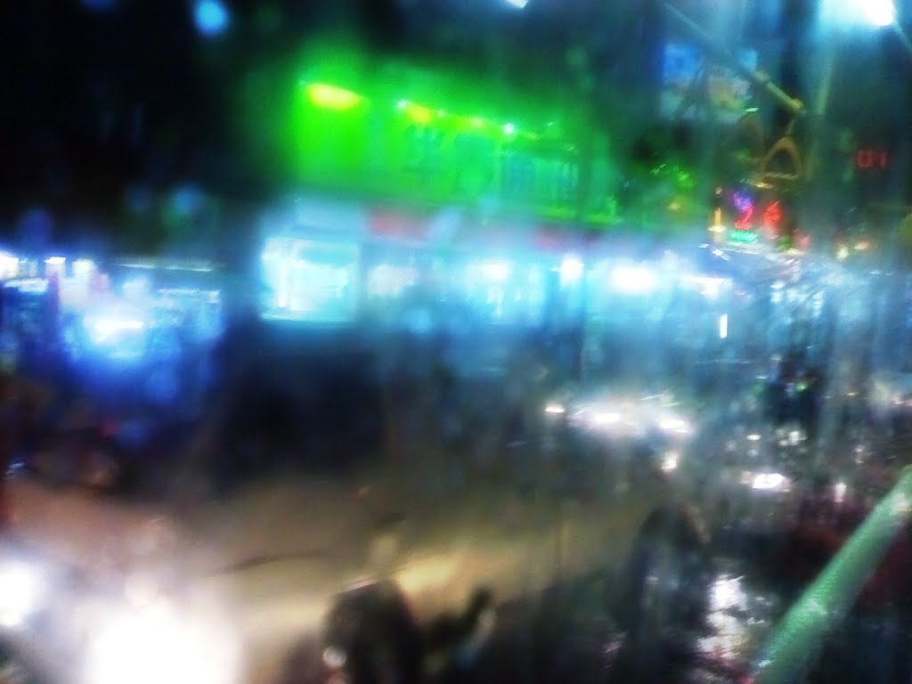 下雨天的公交车